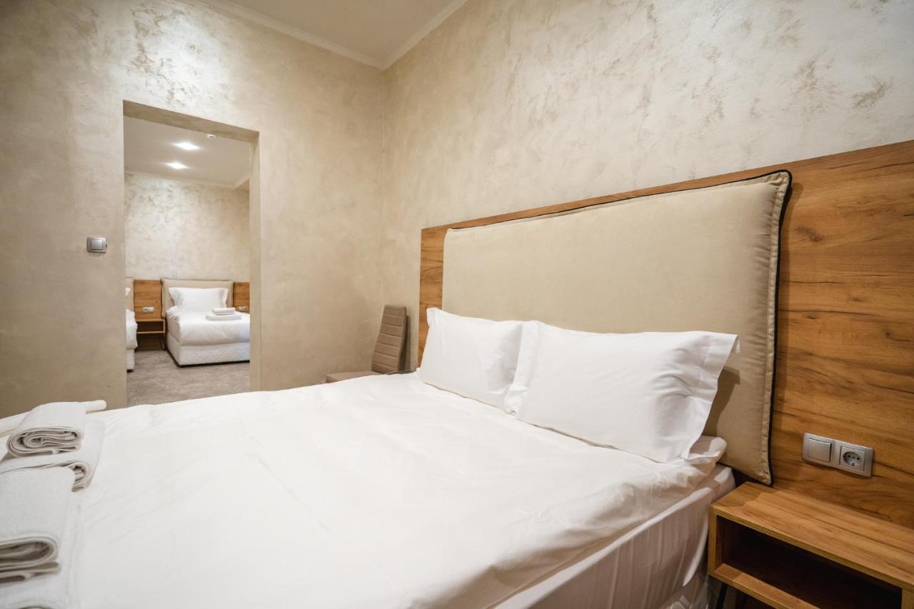 Hotel City Санданський Екстер'єр фото