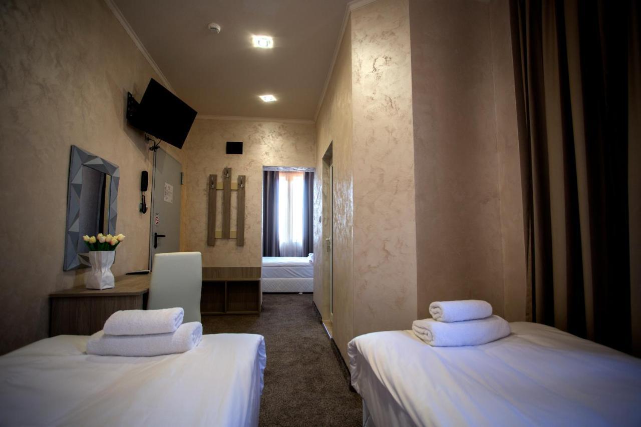 Hotel City Санданський Екстер'єр фото